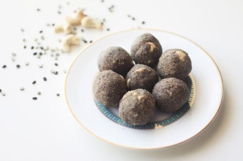 Black Urad Dal Laddu - Image 2